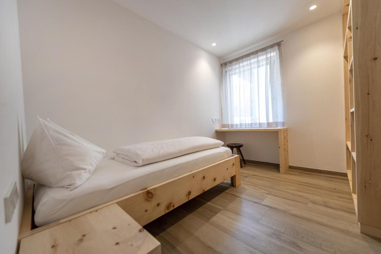 Apartment Dauru Urtijëi Buitenkant foto